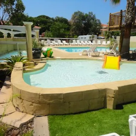 Bungalow Chaleureux A Avec Piscine Partagee * Fréjus